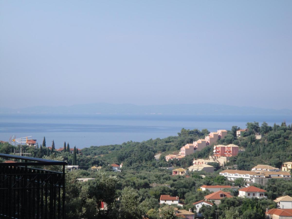 Demiris Hotel Сивота Экстерьер фото