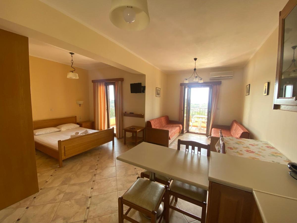 Demiris Hotel Сивота Экстерьер фото