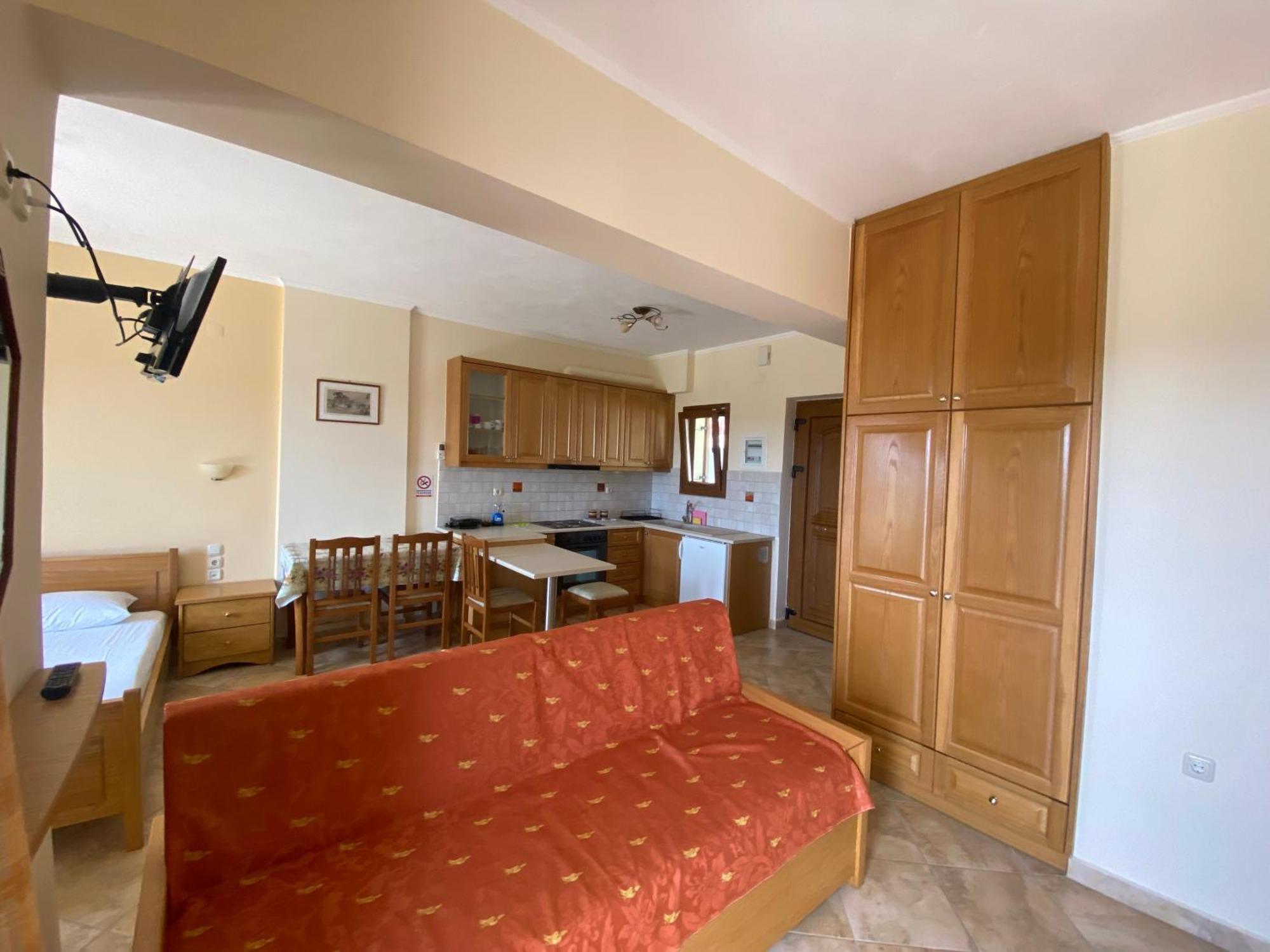 Demiris Hotel Сивота Экстерьер фото